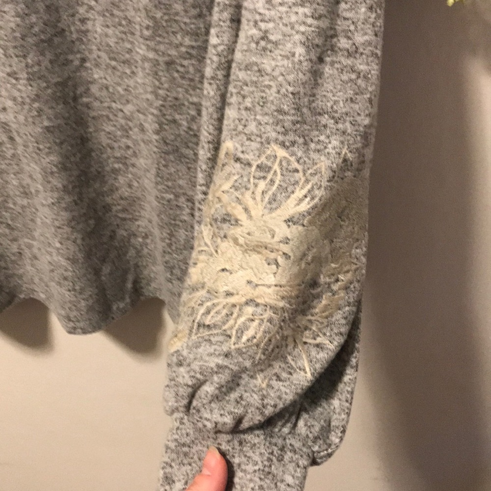 Gray knox rose floral print balloon long sleeve - Picture 5 of 5